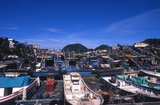 Nanfang'ao (Nanfang Ao) is a busy fishing port on Taiwan's east coast. It is famous for the Nantien Temple dedicated to Matsu, goddess of the sea.